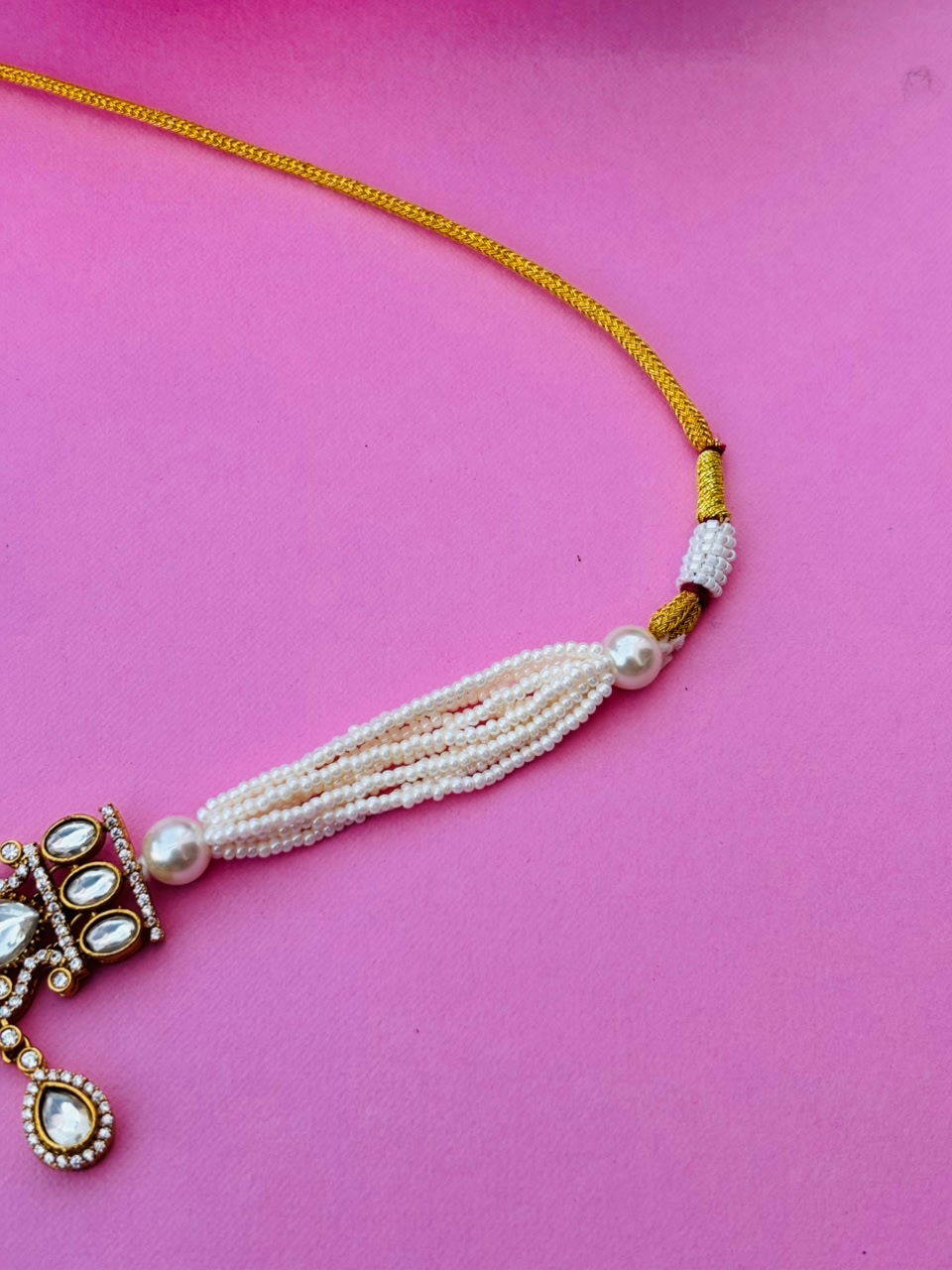 Kundan Pearl Choker Necklace Set - Image 4
