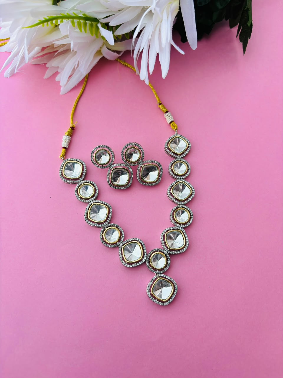 Kundan Polki Round Necklace Set