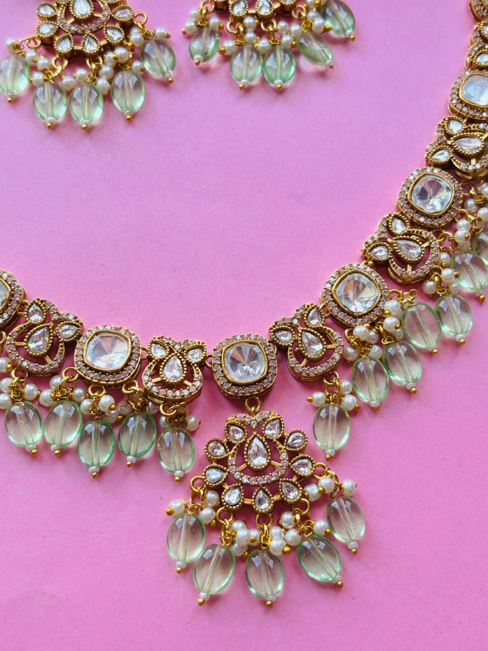 Kundan Mint Beaded Necklace Set - Image 4
